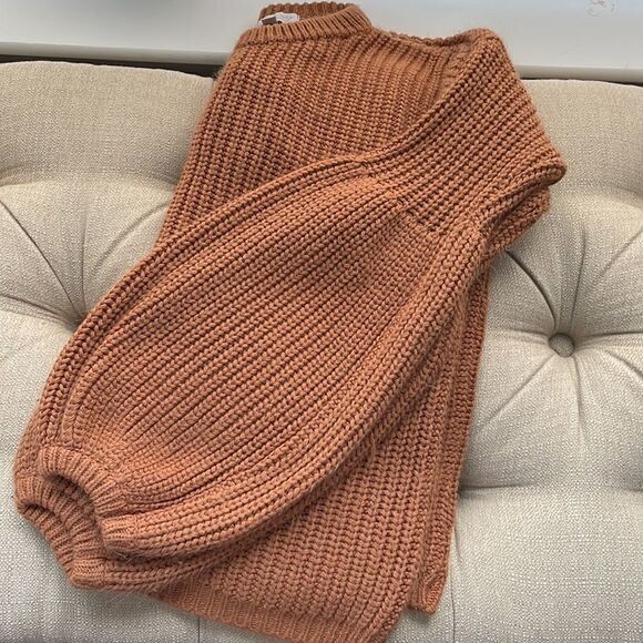 - Don’t Ask Why Acrylic Sweater. Size‎ OS. Made in Italy. Burnt Orange - Picture 2 of 5